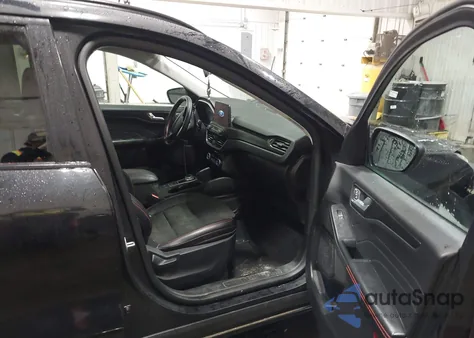 2021 Ford Escape Sel z USA, uszkodzony, nr VIN 1FMCU9H91MUB14754